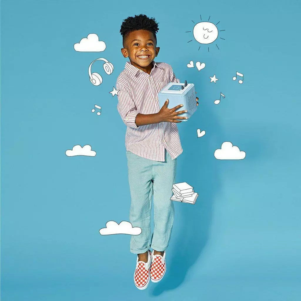 TONIES Toniebox Playtime Puppy Starter Set - Light Blue 4 TONIES Toniebox Playtime Puppy Starter Set - Light Blue - Image 2